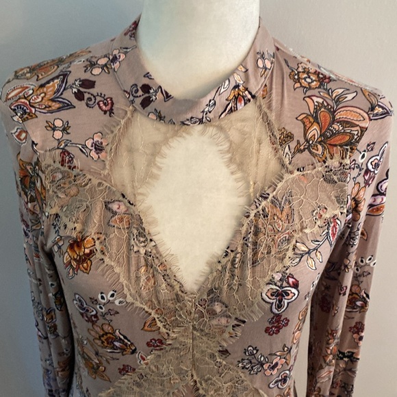 NWT Daytrip size small tunic - Picture 4 of 10